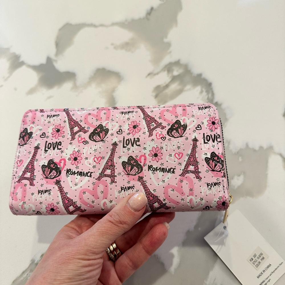 Imoshion USA vegan leather zippy wallet Paris Eiffel Tower theme.